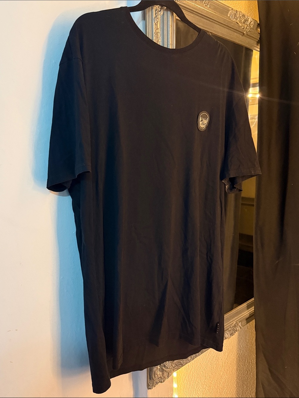 Philipp Plein Black Short Sleeve Crewneck T-Shirt with Skull Patch
